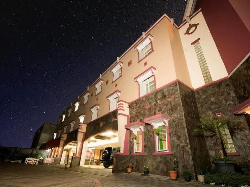Amellia Pasteur Hotel バンドゥン エクステリア 写真